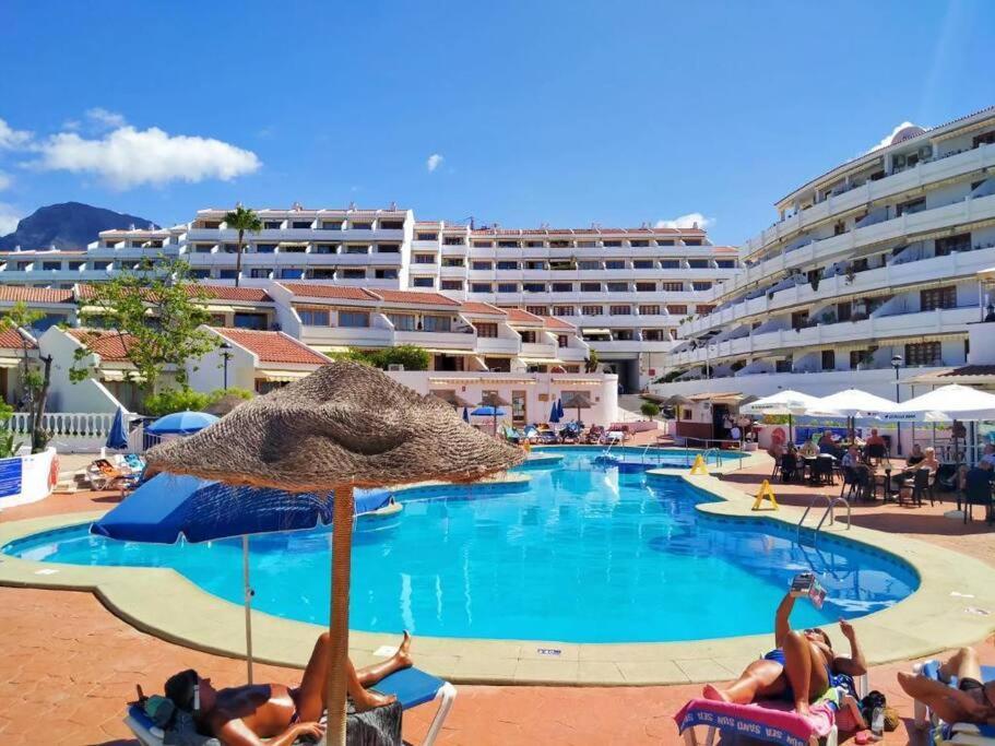 Comfortable Centrally Located Apartment Playa Feñabe Bagian luar foto